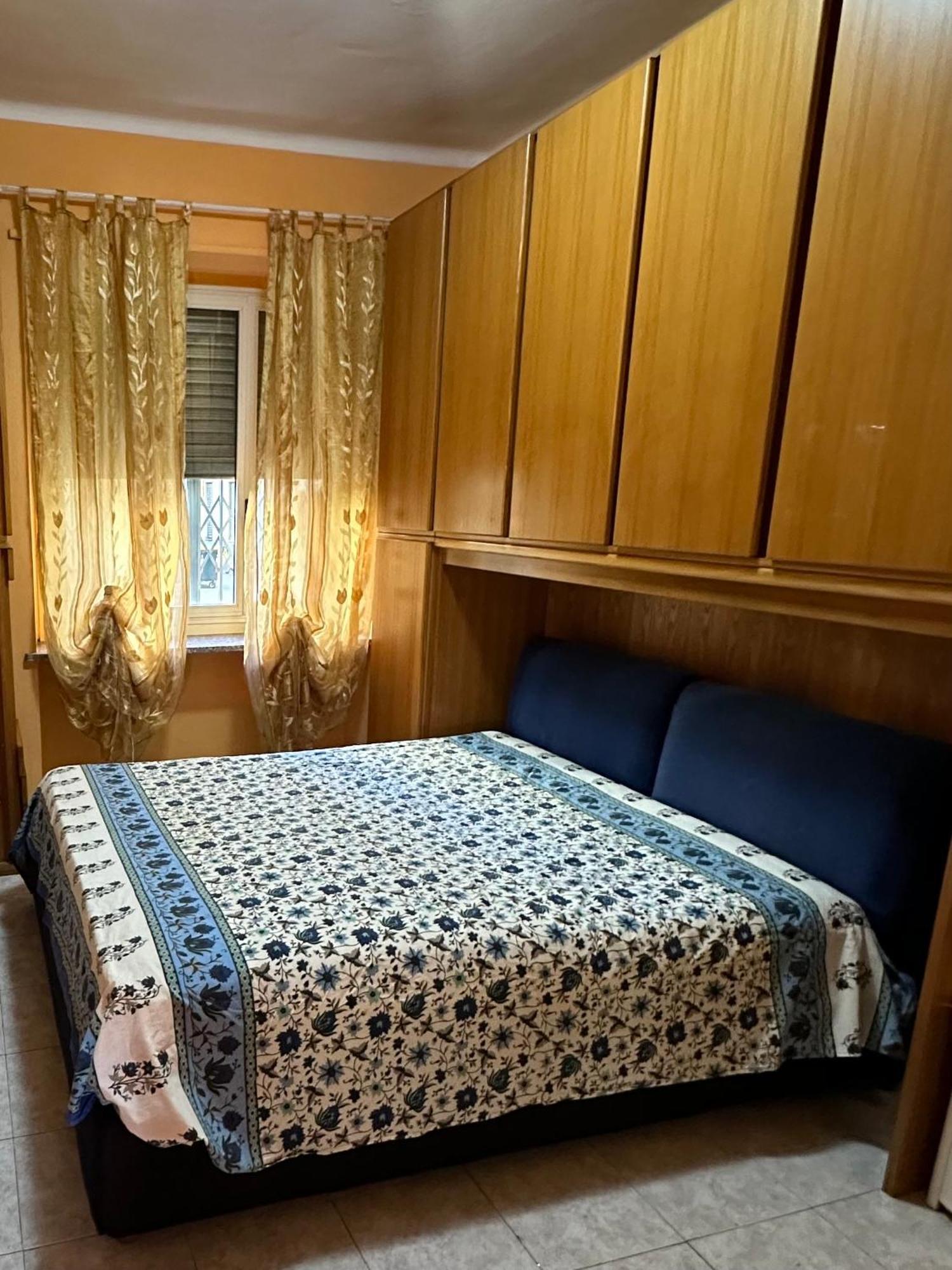 Affittacamere Torino - Private Rooms - H24 Self Check-In Turim Quarto foto